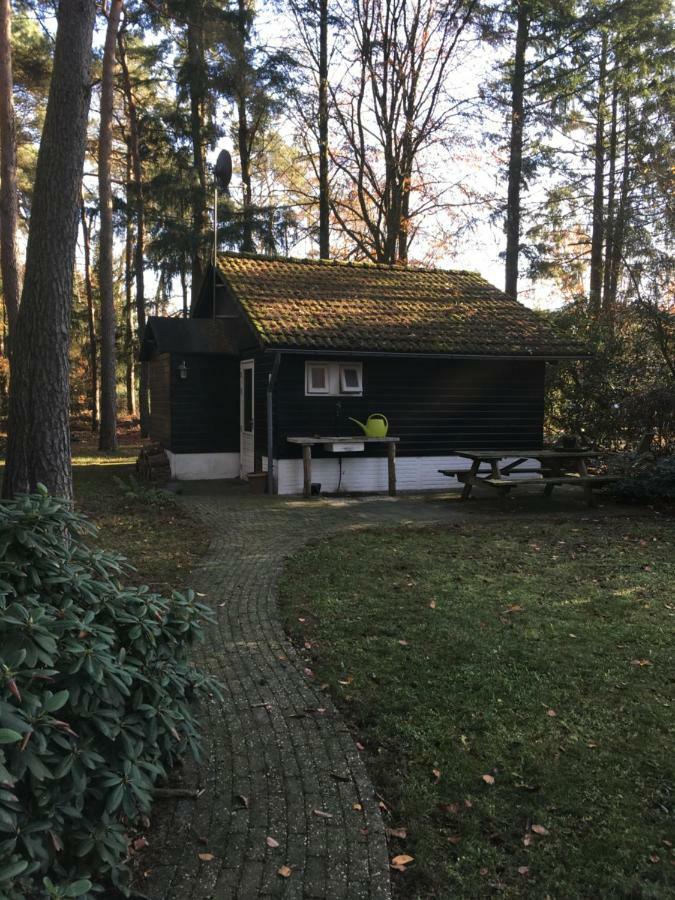 Kleine Huisje Op De Veluwe Otterlo Esterno foto